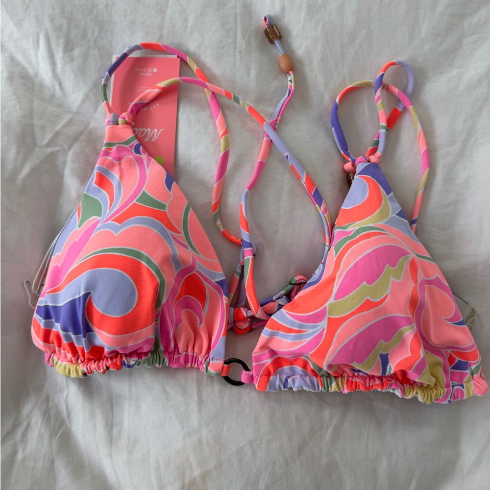 NWT Maaji swimsuit top size L